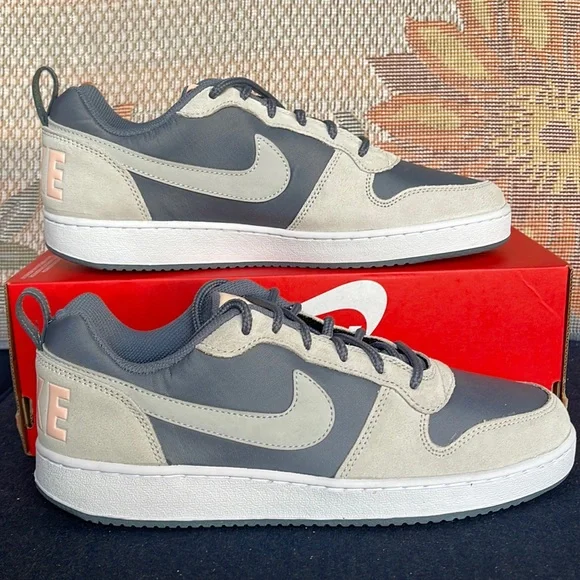 NIKE WMNS COURT BOROUGH LOW PREMIUM
ARMORY BLUE/PURE PLATINUM SNEAKRS
861533 400 - Picture 1 of 16